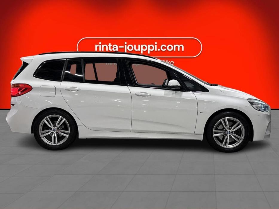 BMW 220 2017