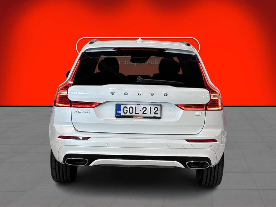 VOLVO XC60 2021