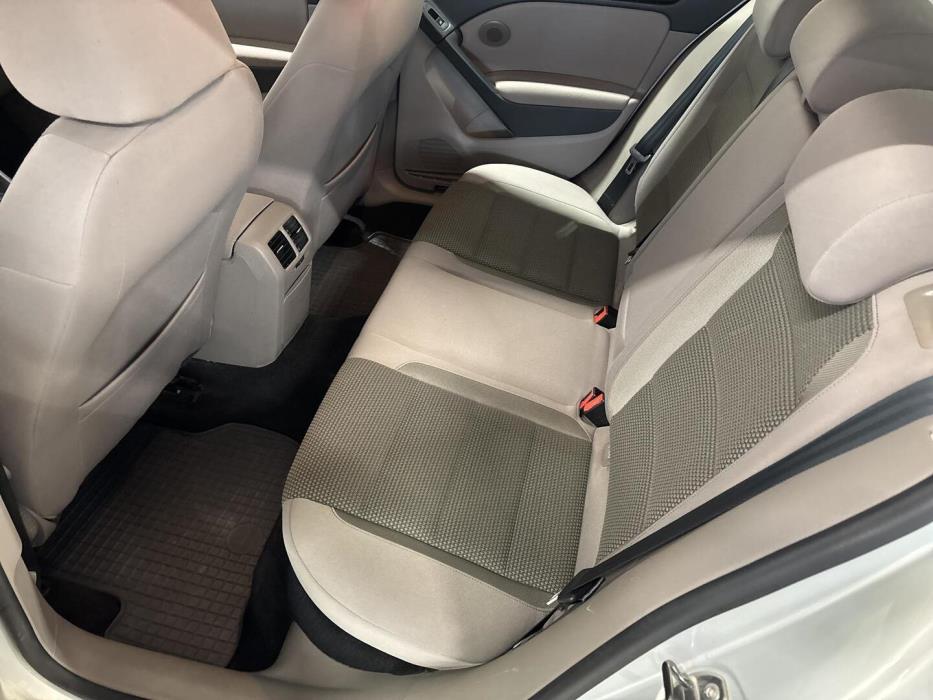 VOLKSWAGEN Golf 2009