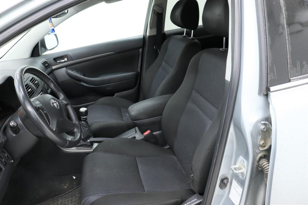 TOYOTA Avensis 2008