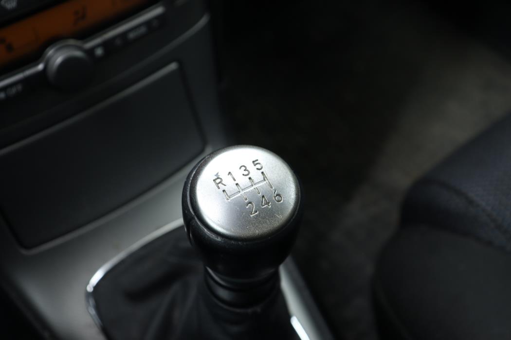 TOYOTA Avensis 2008