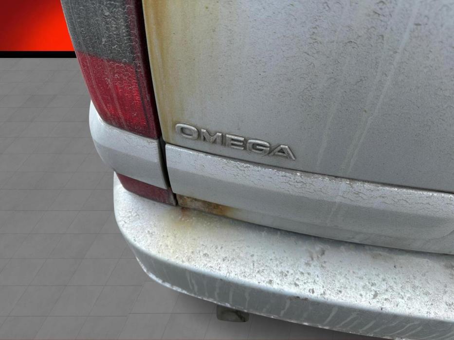 OPEL Omega 2003