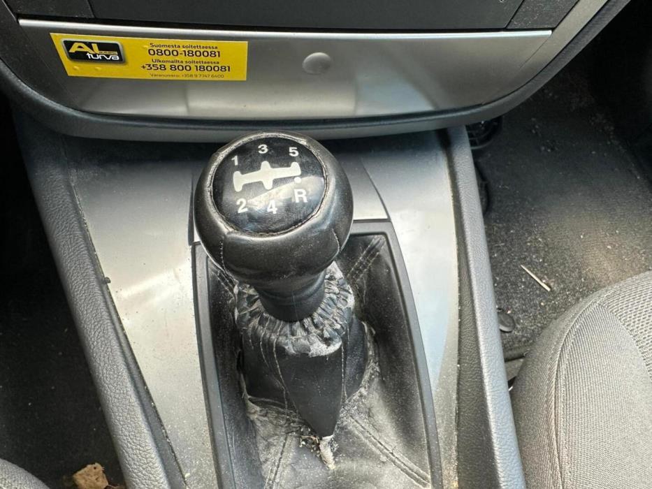 OPEL Omega 2003