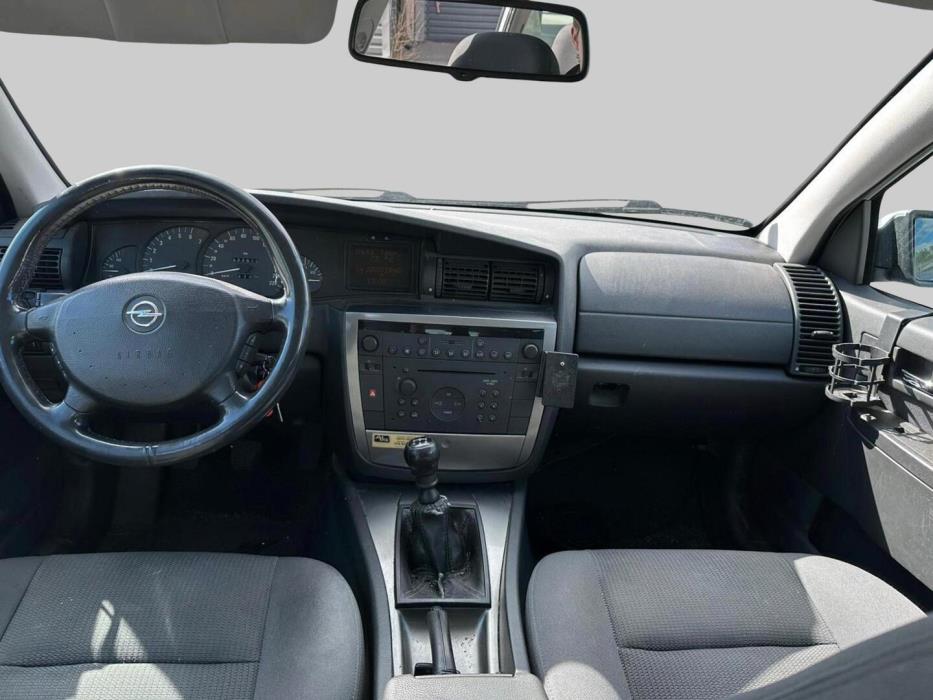OPEL Omega 2003
