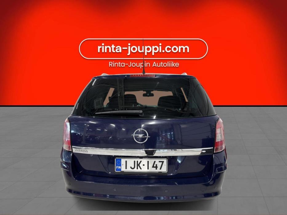 OPEL Astra 2010