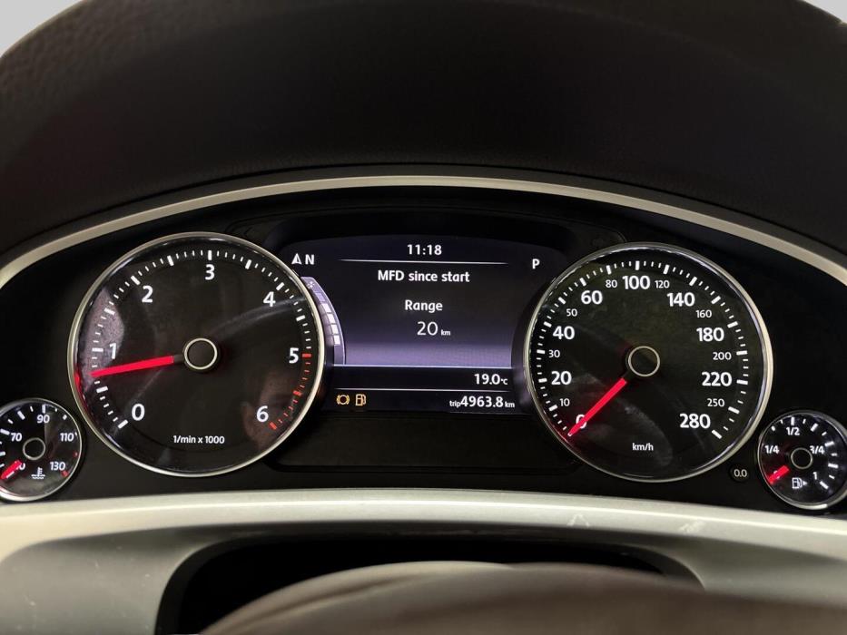 VOLKSWAGEN Touareg 2010