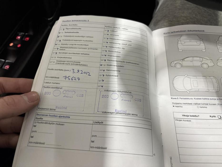 VOLKSWAGEN Touareg 2010