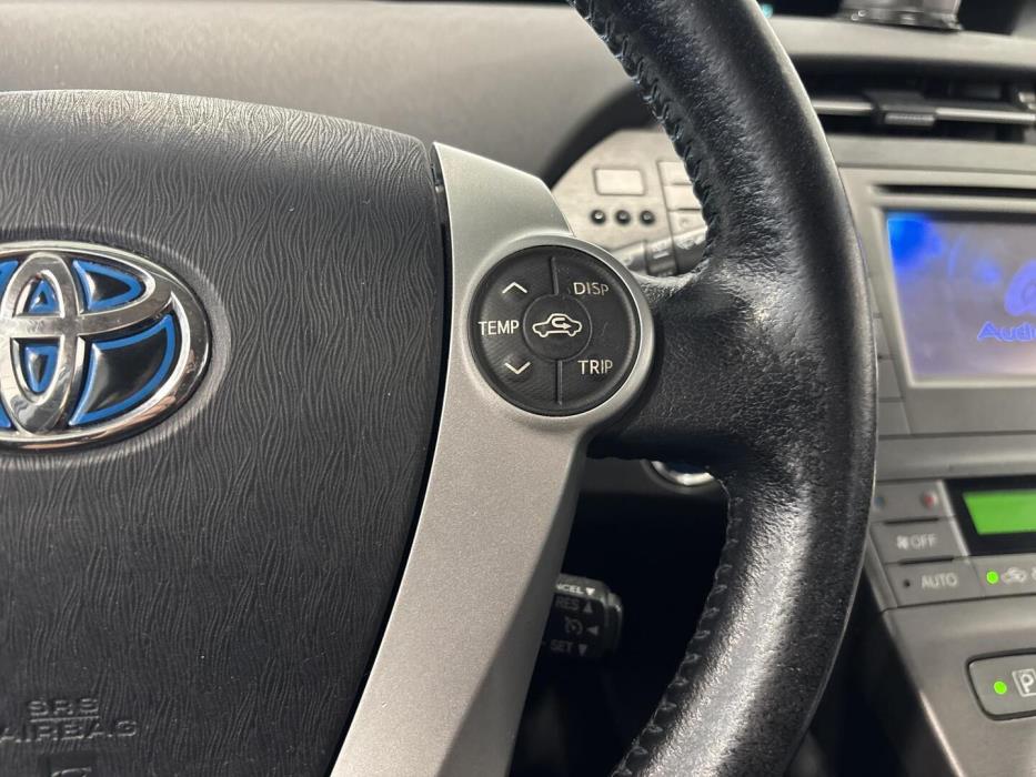 TOYOTA Prius PHEV 2012