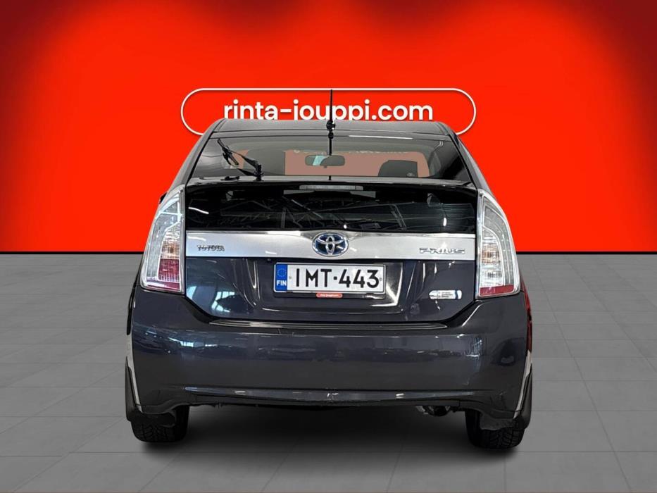 TOYOTA Prius PHEV 2012