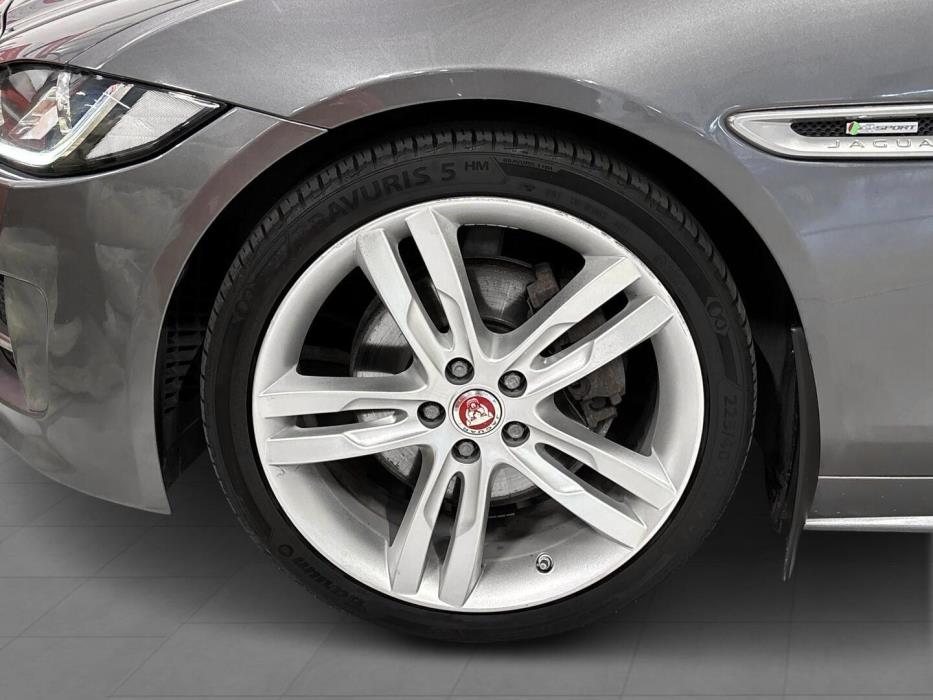 JAGUAR XE 2017