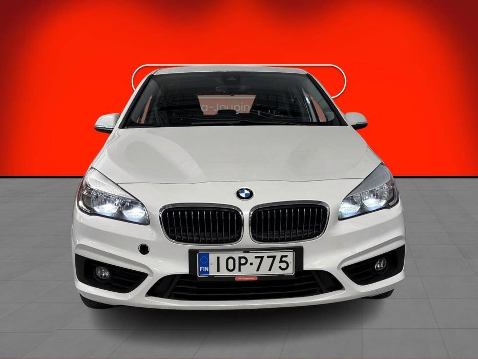 BMW 225 2017