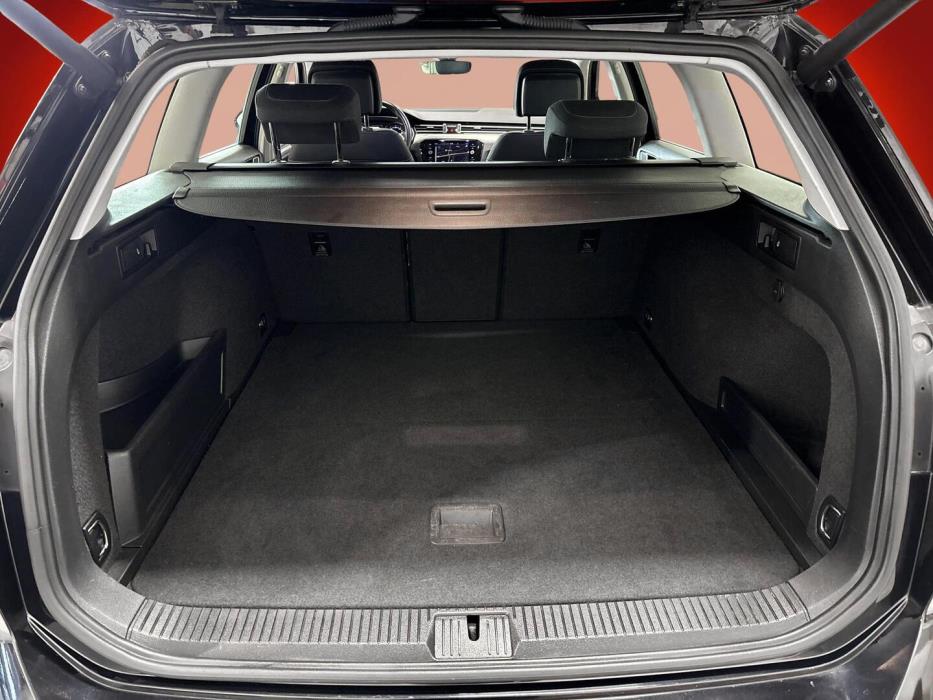 VOLKSWAGEN Passat 2021