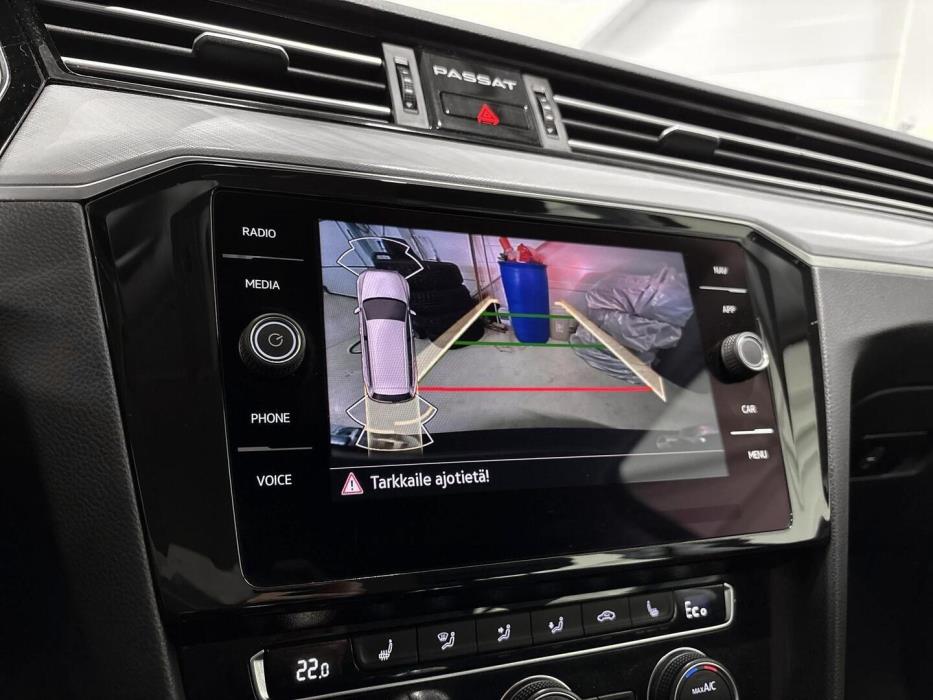 VOLKSWAGEN Passat 2021