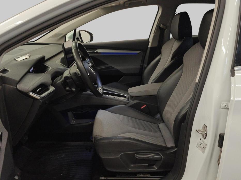 SKODA Enyaq 2023