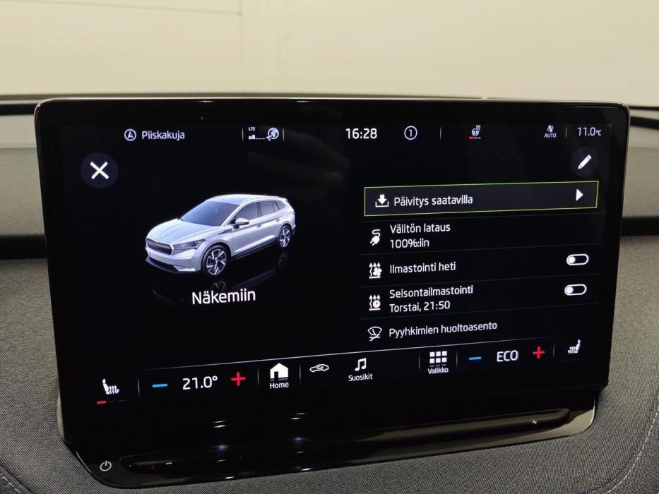 SKODA Enyaq 2023