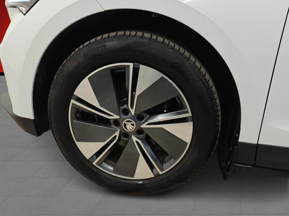 SKODA Enyaq 2023