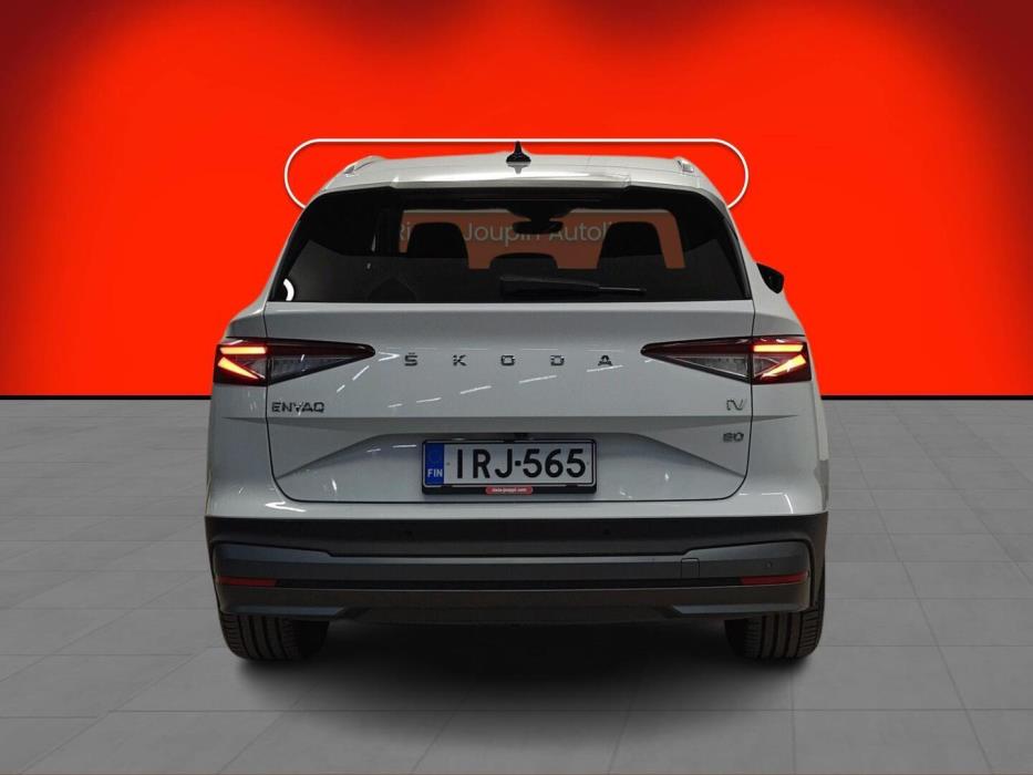 SKODA Enyaq 2023