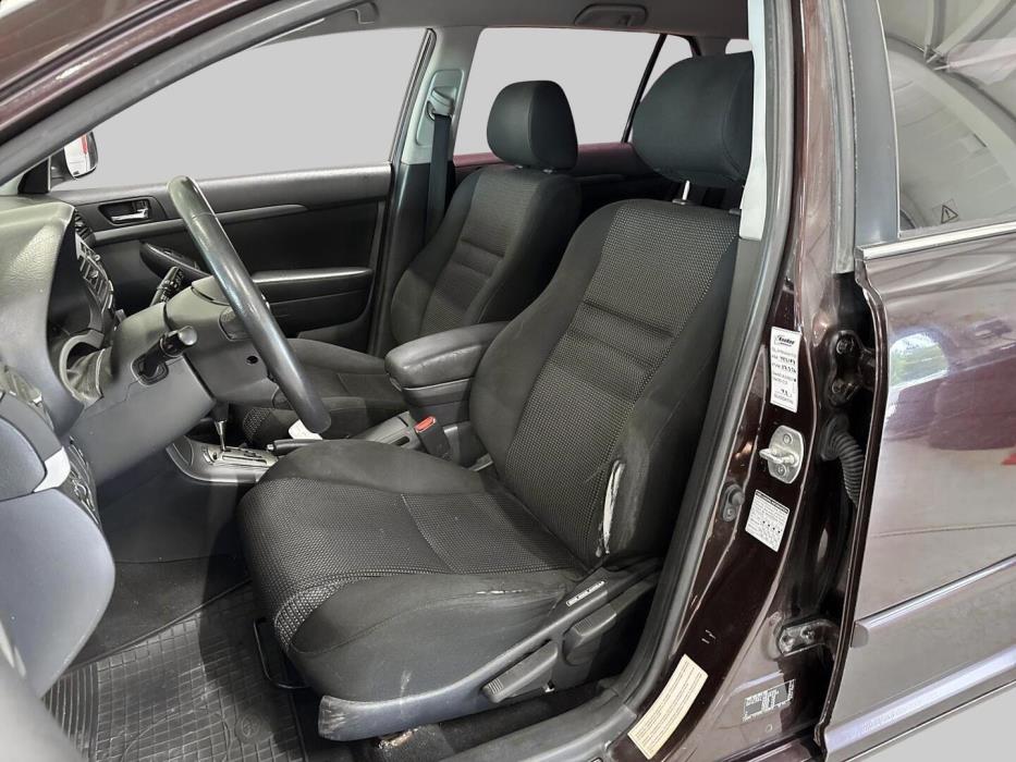 TOYOTA Avensis 2006