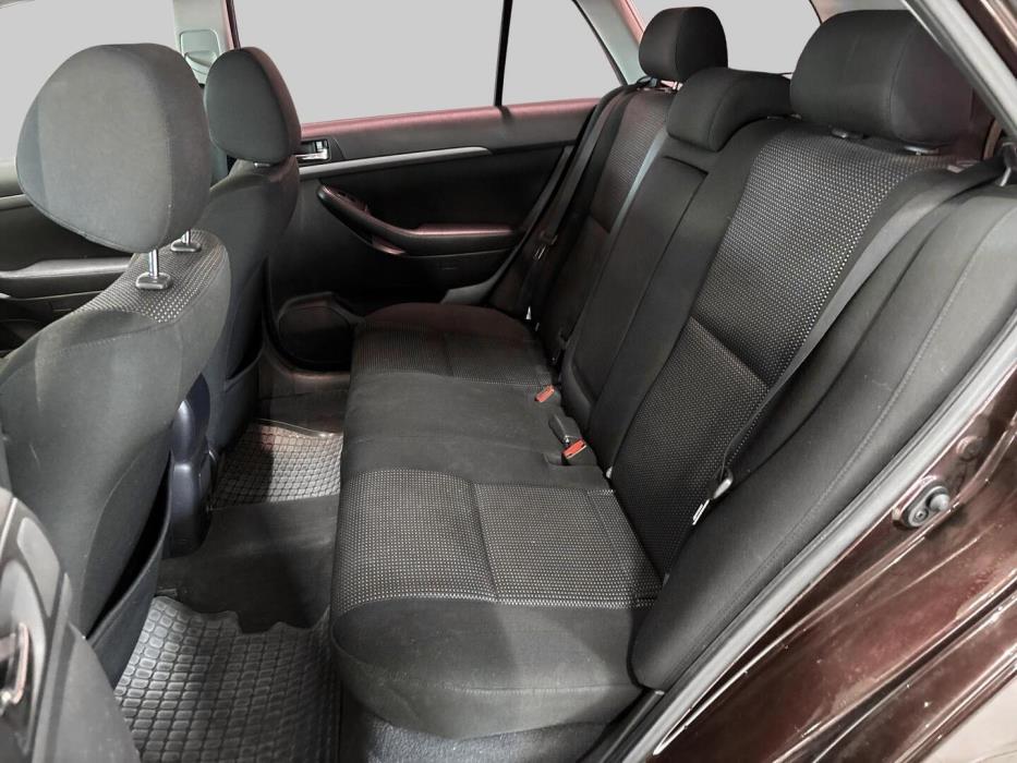 TOYOTA Avensis 2006