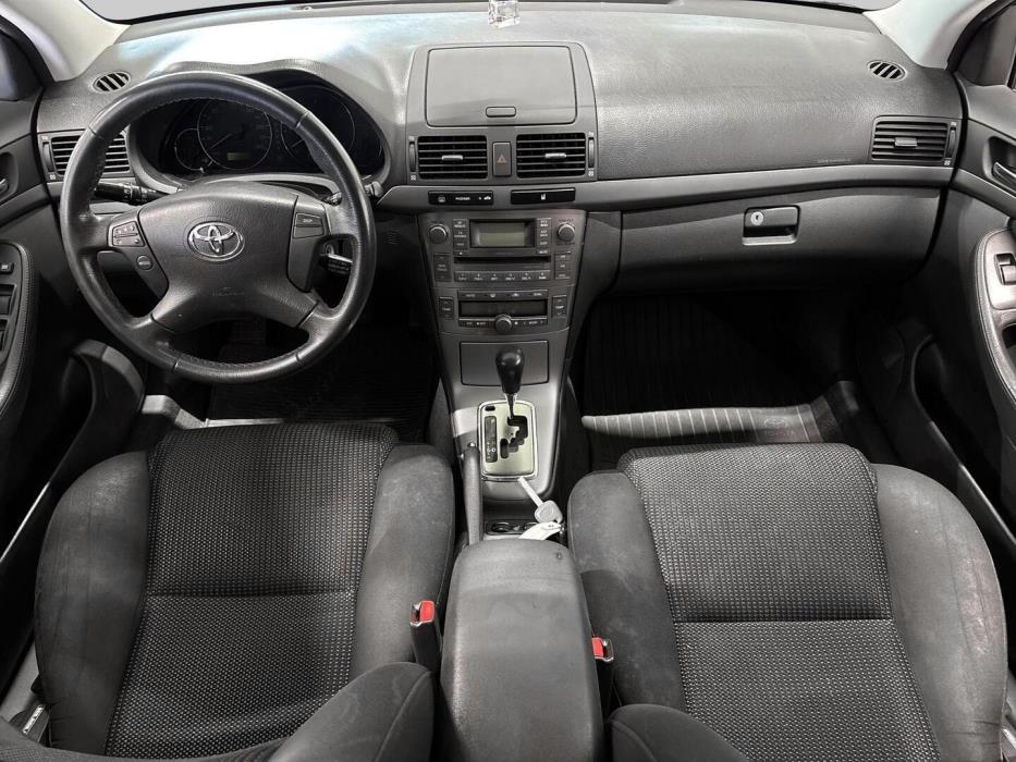 TOYOTA Avensis 2006