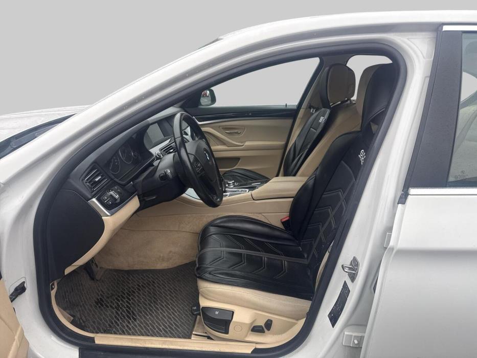 BMW 520 2013