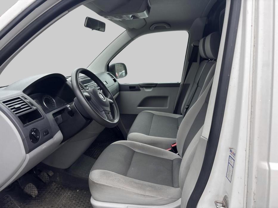 VOLKSWAGEN Transporter 2014