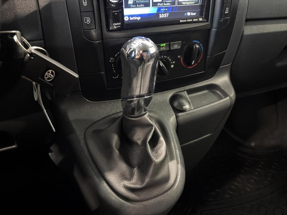 TOYOTA Proace 2016
