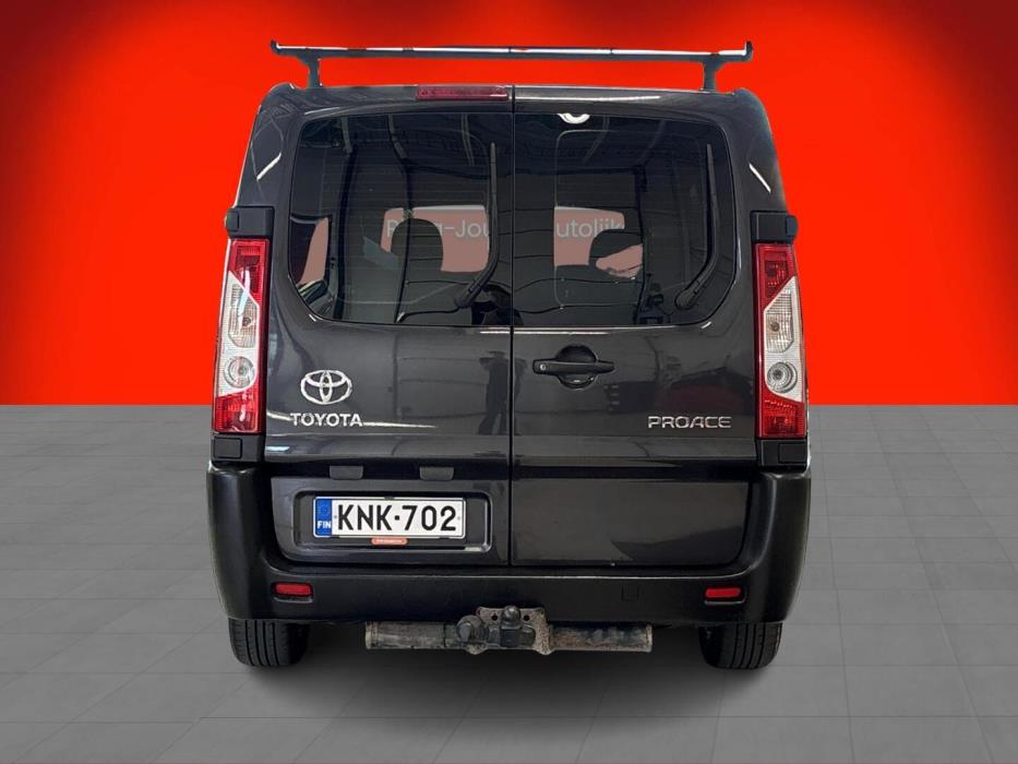 TOYOTA Proace 2016