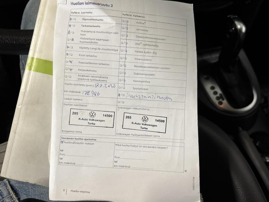 VOLKSWAGEN Caddy 2011