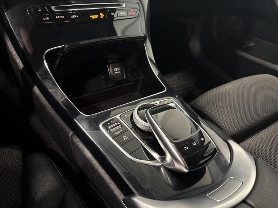 MERCEDES-BENZ C 2014