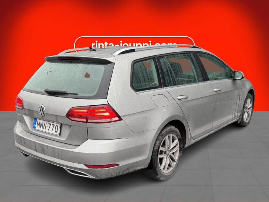 VOLKSWAGEN Golf 2018