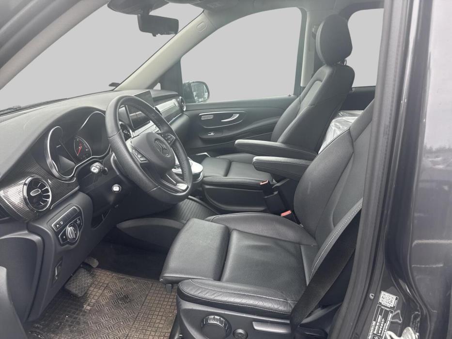 MERCEDES-BENZ EQV 2023
