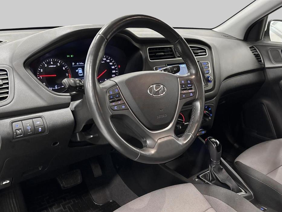 HYUNDAI i20 Hatchback 2019