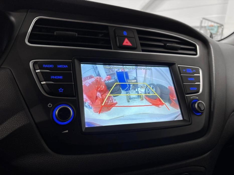 HYUNDAI i20 Hatchback 2019