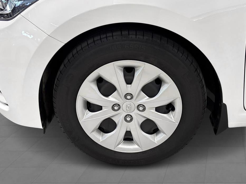 HYUNDAI i20 Hatchback 2019