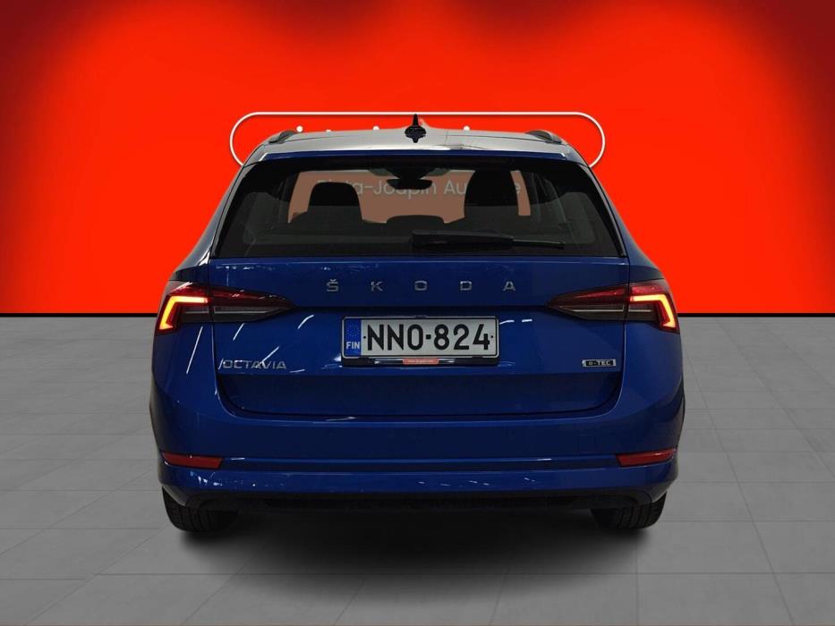 SKODA Octavia 2024