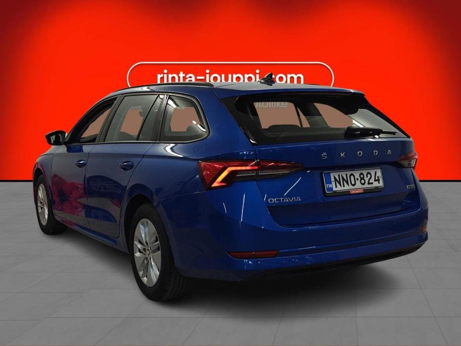 SKODA Octavia 2024