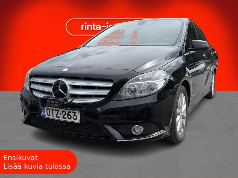 MERCEDES-BENZ B 2013