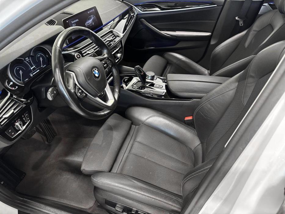BMW 530 2019