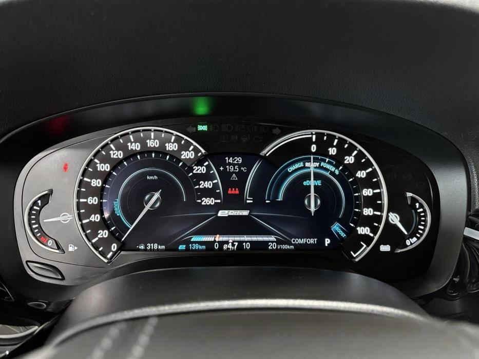 BMW 530 2019