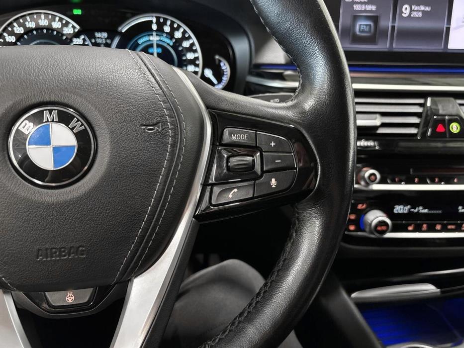 BMW 530 2019
