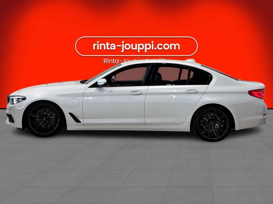 BMW 530 2019