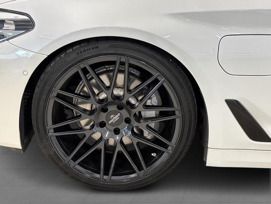 BMW 530 2019