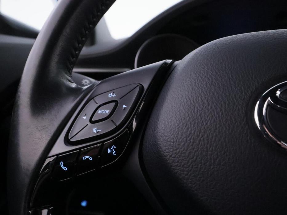 TOYOTA C-HR 2022