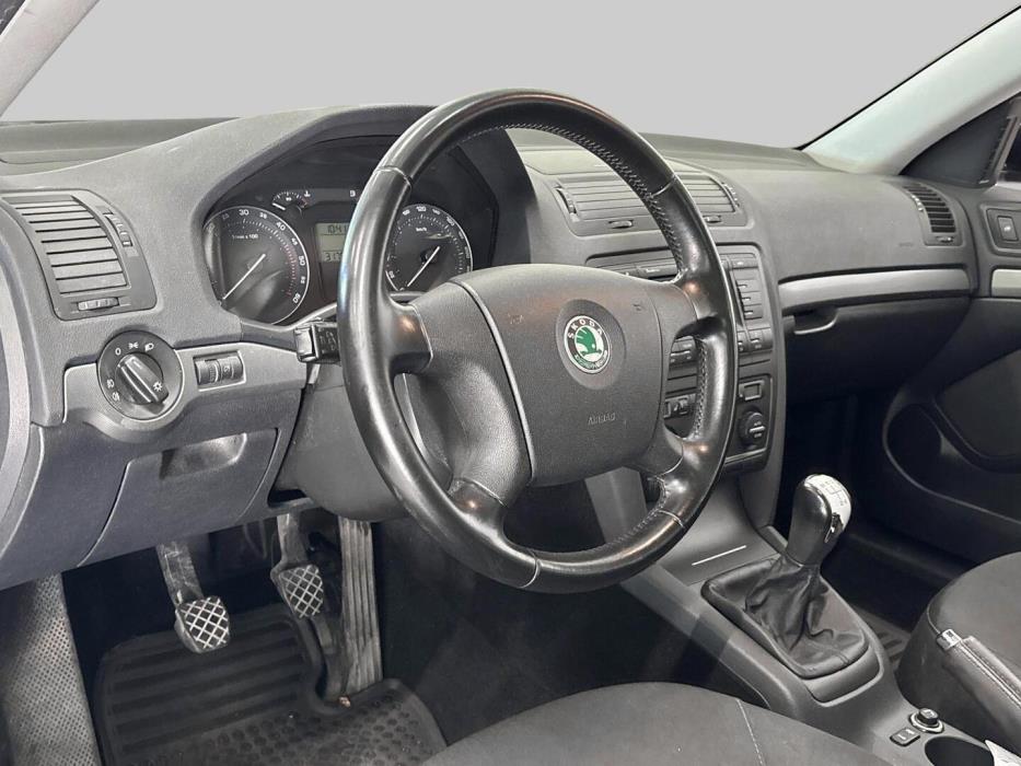 SKODA Octavia 2008