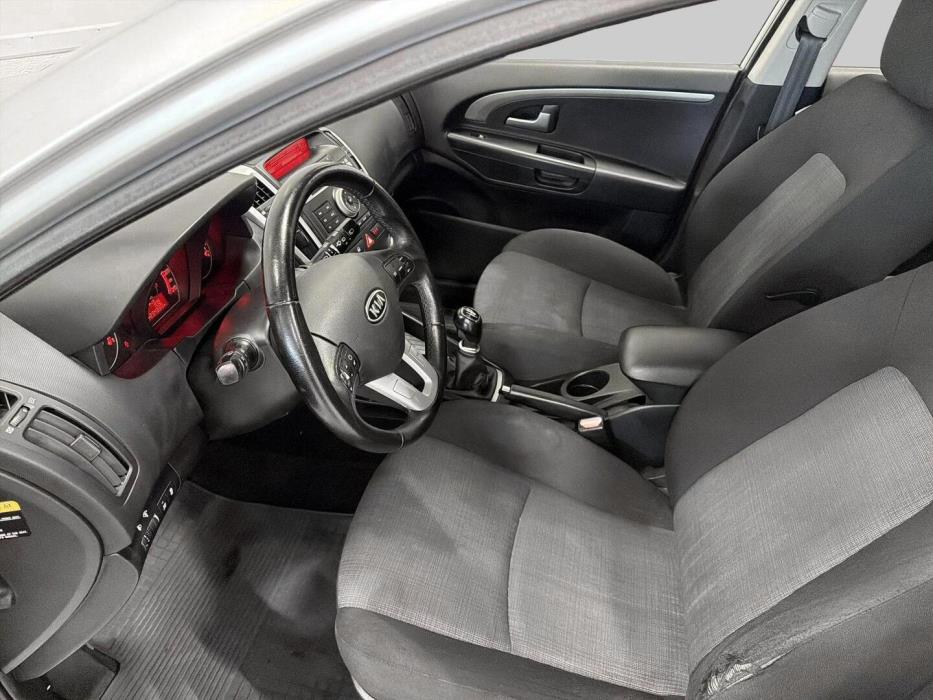KIA cee'd 2010