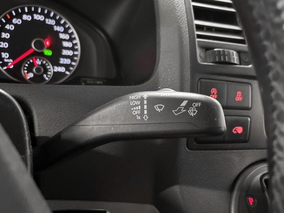VOLKSWAGEN Transporter 2013