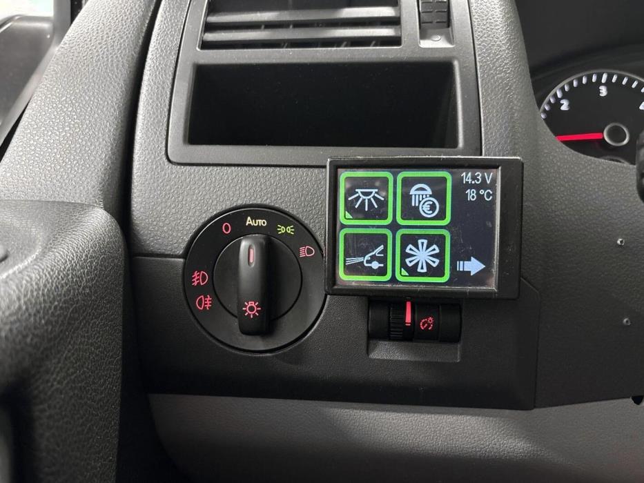 VOLKSWAGEN Transporter 2013