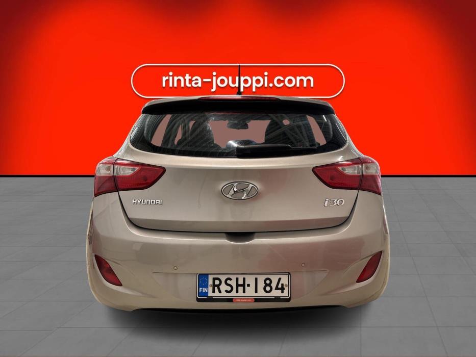 HYUNDAI i30 5d 2016