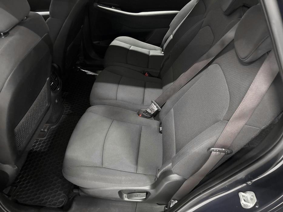 KIA Carens 2016